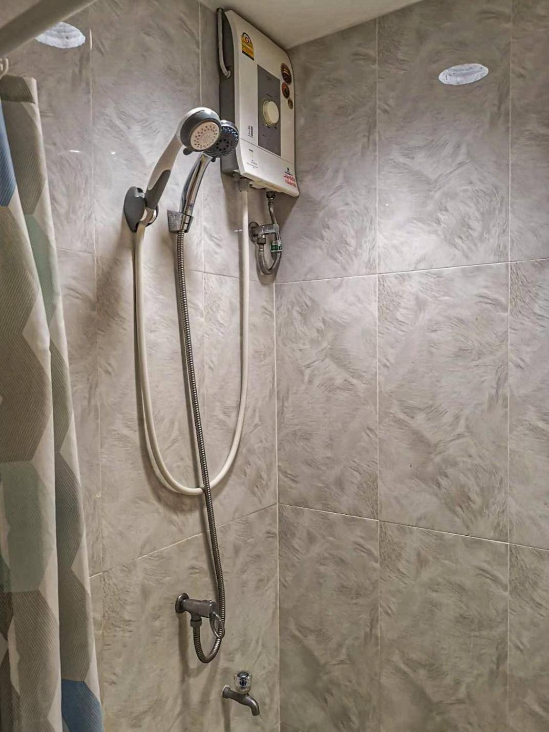 Tower Resident In The Heart Of Bangkok Shopping Center Apartment Makkasan Ngoại thất bức ảnh